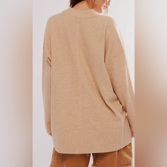 Free People Pheobe Pullover in Light Camel Heather - Picture 2 of 3